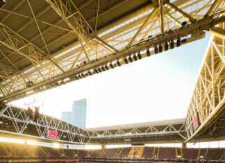 Arena Of Valor Game Review: Is It The Ultimate MOBA Experience?